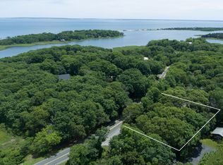 1117 Springs Fireplace Rd, East Hampton, NY 11937