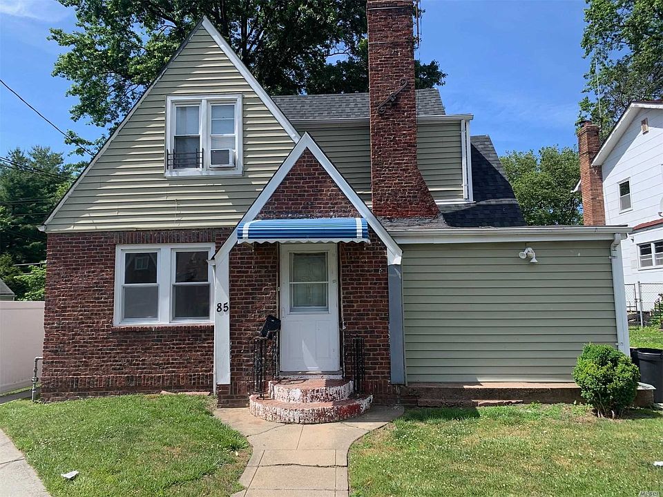 1st image of 85 Wellington St