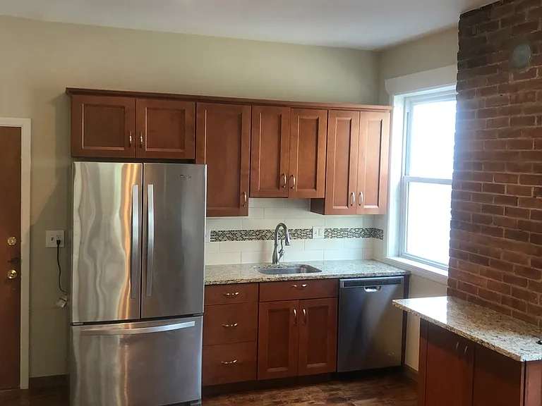 319 Elmwood Ave — Photo 4
