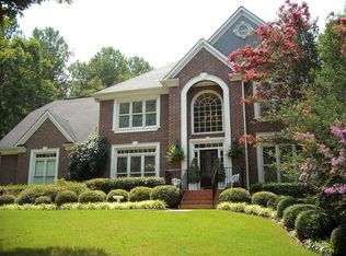 275 Stonehaven Dr, Fayetteville, GA