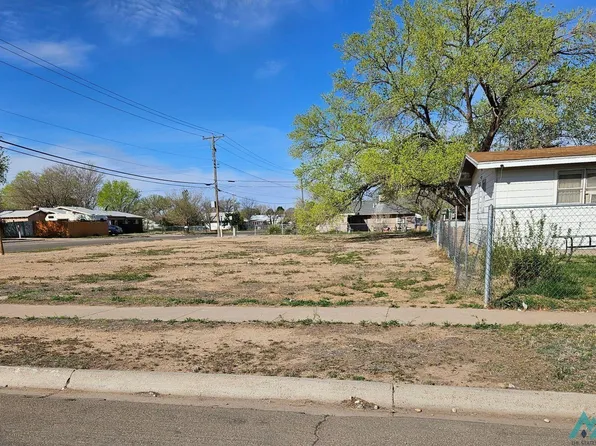 418 S Cedar Ave, Roswell, NM 88203