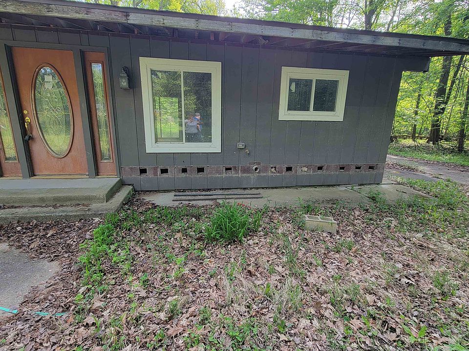 4th image of 9705 Midland Rd