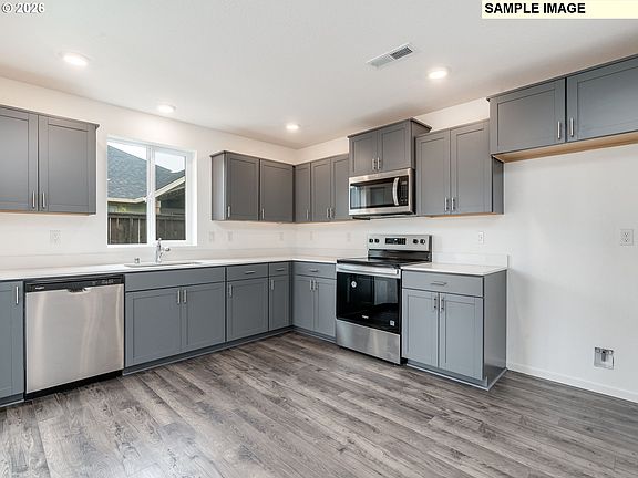 7th image of this home