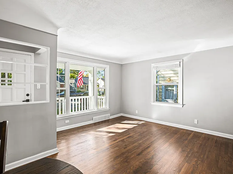 3420 Ravena Ave — Photo 13