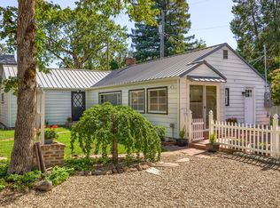 88 Oak Grove Rd, Medford, OR 97501