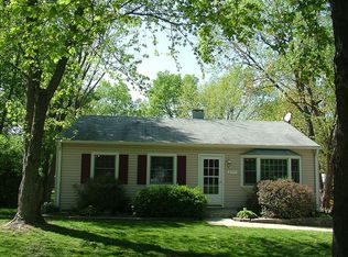 215 Hillsdale Dr, Ballwin, MO