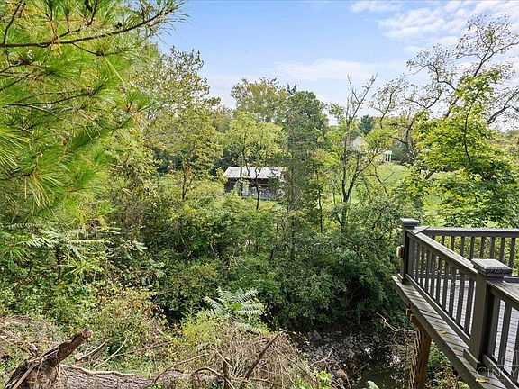 4th image of 3315 Cole Rd