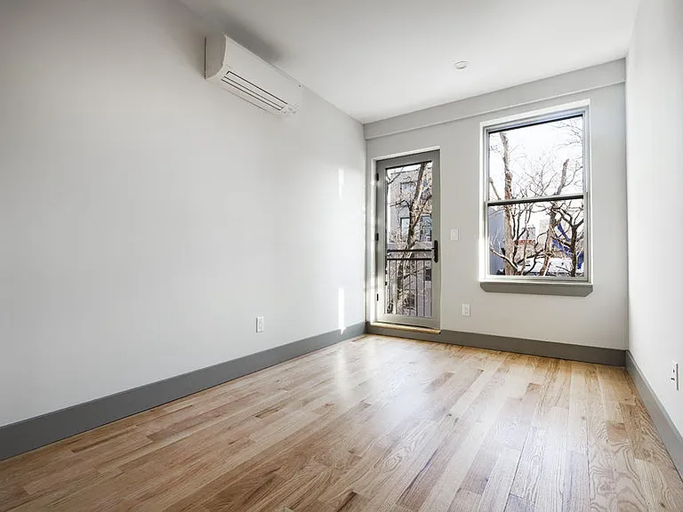 836 Monroe St #3B — Photo 7