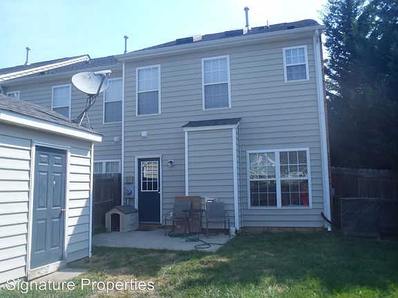 2nd image of 3825 Dominion Townes Cir