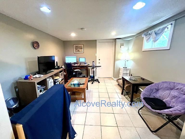 40 Alfred Rd #B — Photo 4