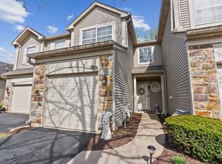 1874 Wisteria Dr, Aurora, IL 60503