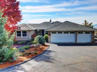 1531 Satellite Dr, Medford, OR