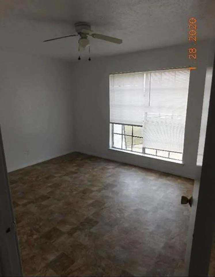 2 bed, 924 sqft, $1,125 — Photo 4