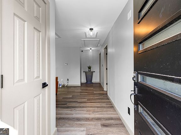 5th image of 105 Ransby Dr