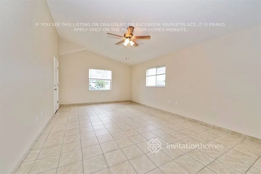 1227 Dr Martin Luther King Jr Pl Palmetto, FL 34221 — Photo 2