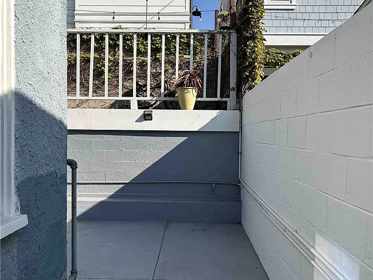 224 Bayview Dr #224 — Photo 11