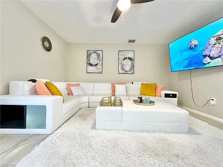 3639 Kent Dr — Photo 23