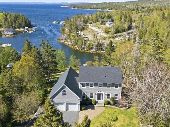 17 Paddys Head Rd, Halifax, NS B3Z 3X4
