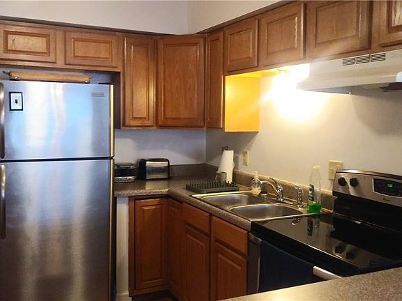 5th image of 3851 NE 21st Avenue #31