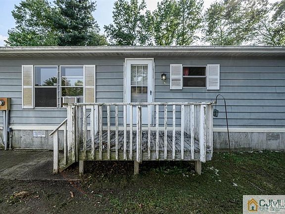 2nd image of 34 Forest Dr