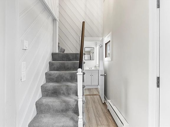 4th image of 15 Hobart St