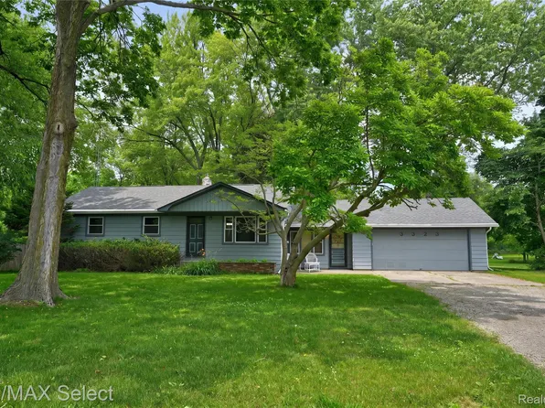 3323 E Carpenter Rd, Flint, MI 48506
