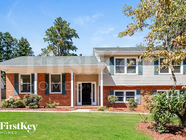 4512 Grendel Rd — Photo 1