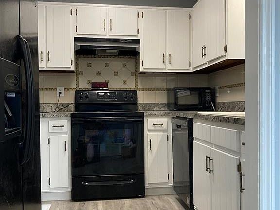 3rd image of 64 Arnold Rd NW