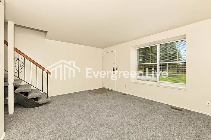 2 bed, 1.5 bath, 1094 sqft, $995 — Photo 3