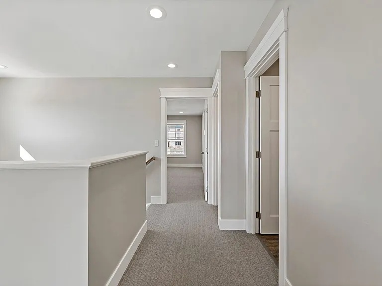 1841 Chessland St — Photo 17