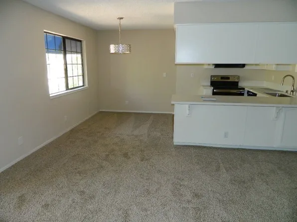 4340 Sanderling Cir Unit 76, Las Vegas, NV 89103