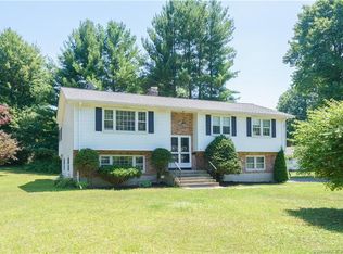 42 Woodmont Rd, West Hartford, CT 06117