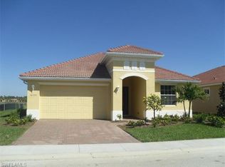 20723 Castle Pines Ct, North Fort Myers, FL 33917