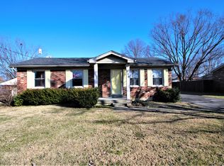 250 Winchester Dr, Mount Washington, KY 40047
