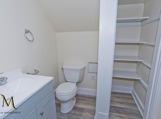 208-210 Fort Pleasant Ave, Springfield, MA 01108