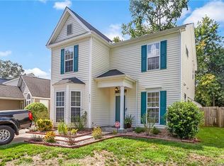 9015 Treyburn Dr, Charlotte, NC 28216