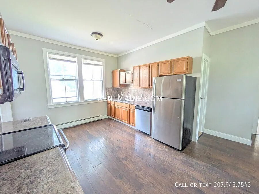 2 bed, $1,600 — Photo 4
