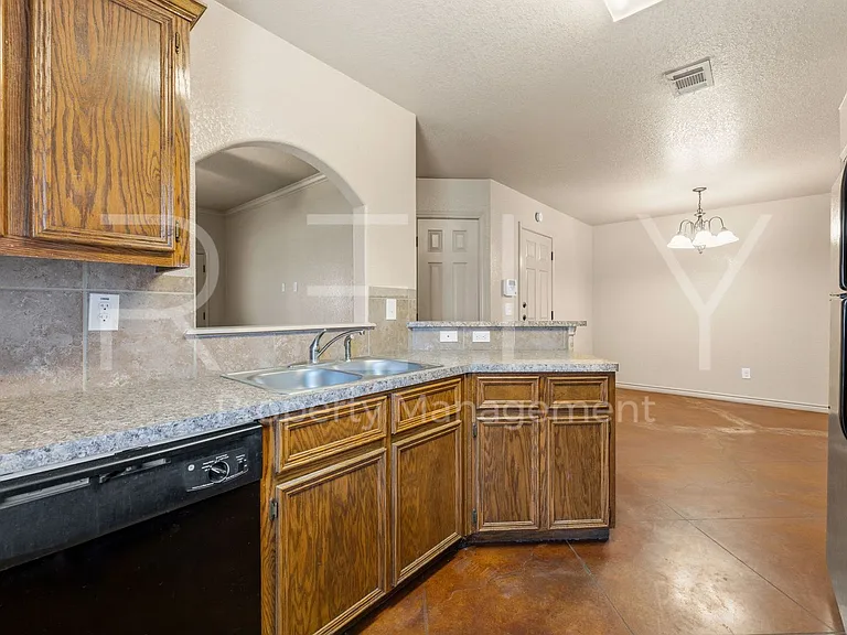 603 W Karey Dr — Photo 9