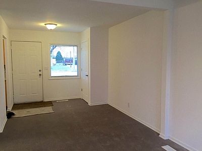 2nd image of 723 N Lancelot Dr