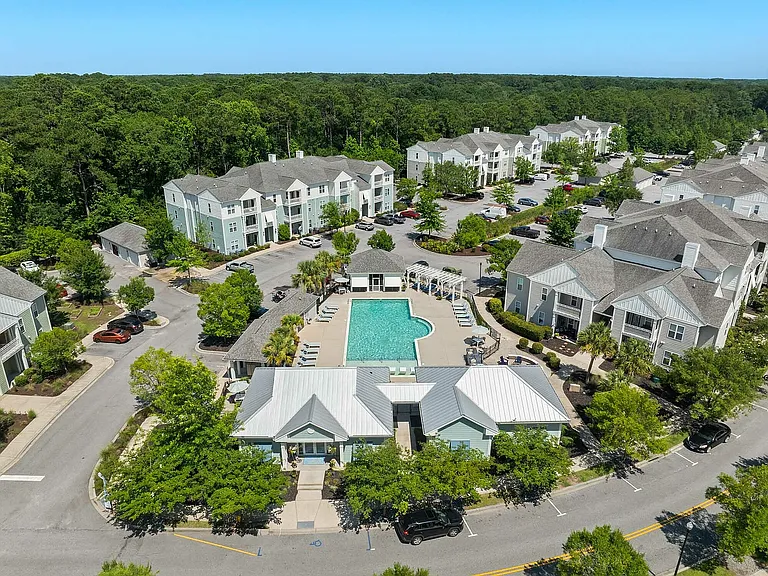 The Apartments at Shade Tree