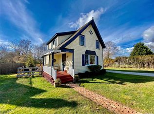 1975 Youngs Ave, Southold, NY 11971
