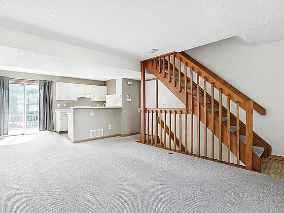 4th image of 5140 Singleton Dr