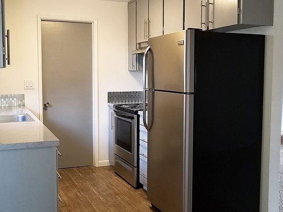 2nd image of 301-415 NE 104th Ave #411