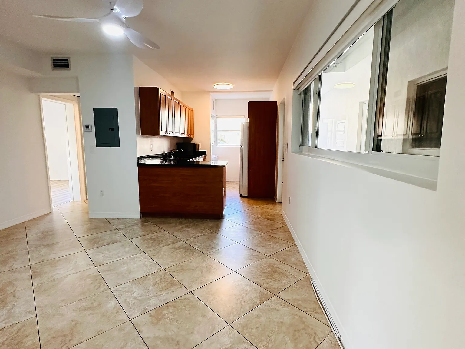 2 bed, 900 sqft, $2,550 — Photo 4