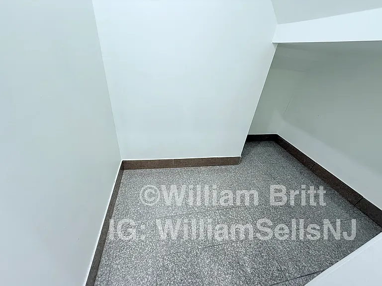 377 Danforth Ave #A9 — Photo 21