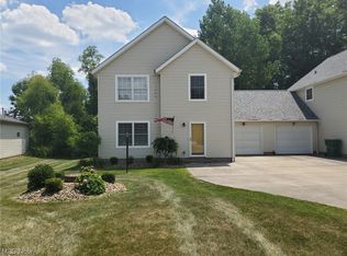 574 N Park Dr, Ravenna, OH 44266