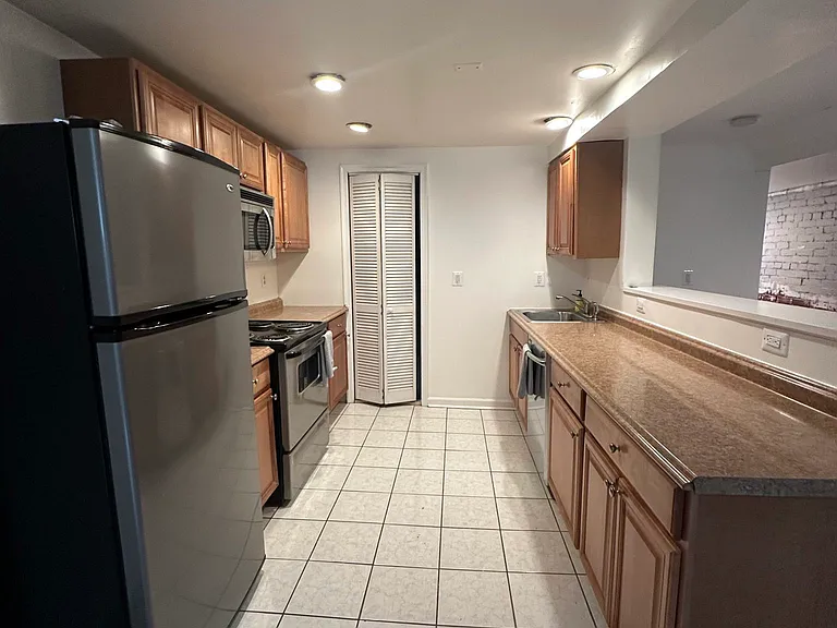 2115 1st St NW #B — Photo 14