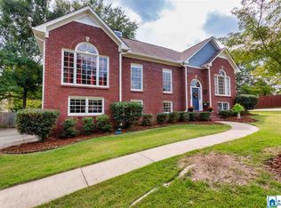 109 Kentwood Ln, Alabaster, AL 35007