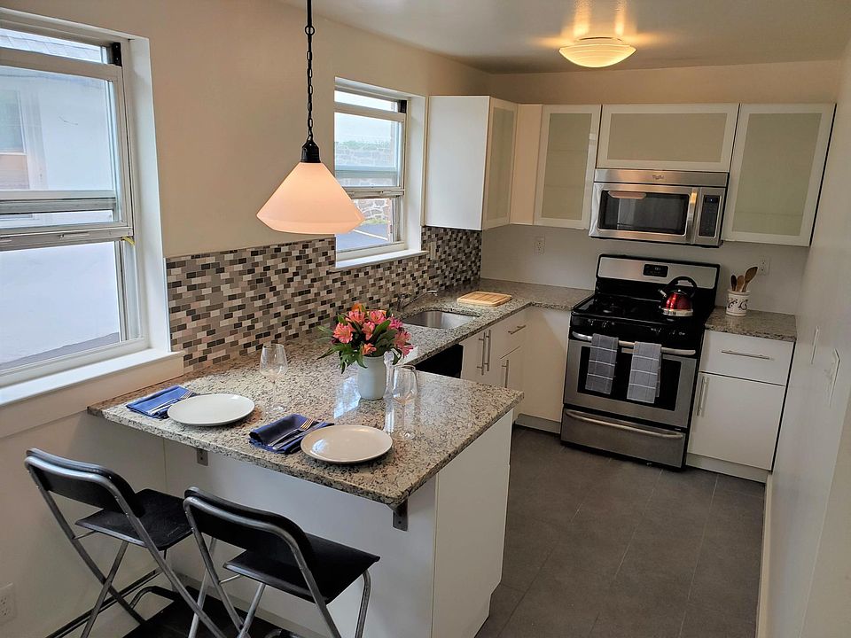 Detailed IKEA Kitchen