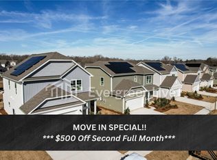 8310 Bearling Way, Charlotte, NC 28216